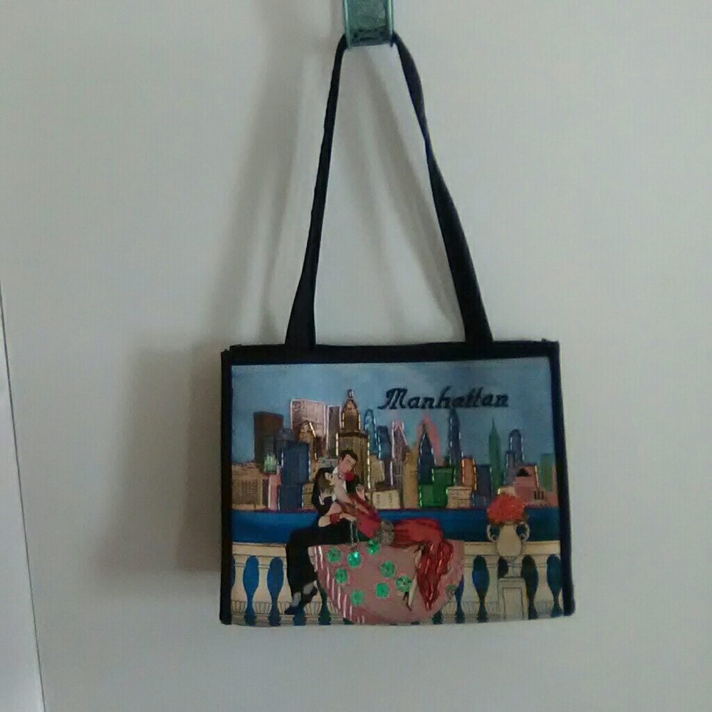 Woman's tote bag